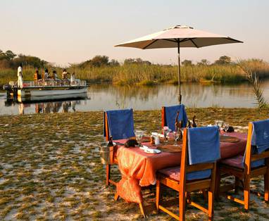 bush_diner_en_boottocht_Susuwe