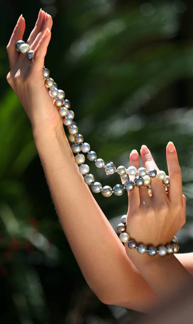 FP_-_Parels_G__LE_BACON_16076