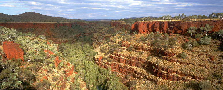 TA_WA_Karijini_NP_-_header