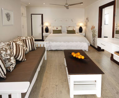 Deluxe_Room_4_(1)