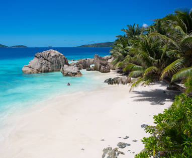 la_digue_beach_1