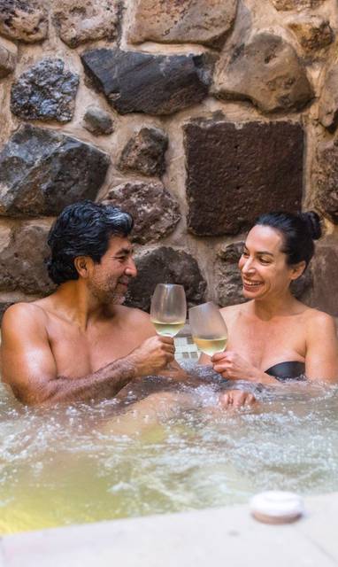 PE_antigua_casona_san_blas_spa_bubbelbad_thumbnail_Spa07