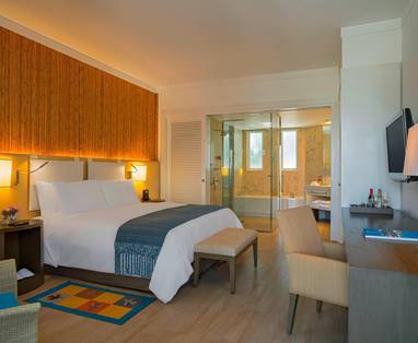 PE_Hotel_Paracas_Mariott_slaapkamer_piolc-suite-6003-hor-clsc