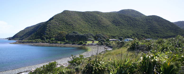 Waiorua_Bay_-_Kapiti_Island