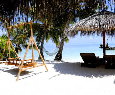 Deluxe_Beach_Villa_(3)