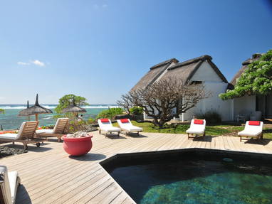 MU_La_Maison_d'Éte_Pool_and_View