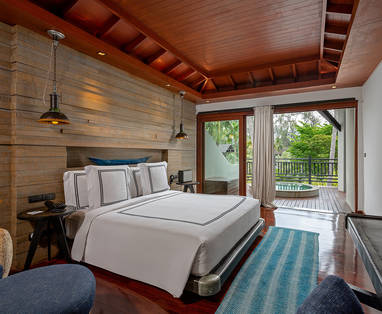 Two Bedroom Pearl Shell Suite bij The Slate in Phuket, Thailand